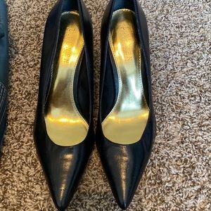 Lauren by Ralph Lauren pointed toe shoes